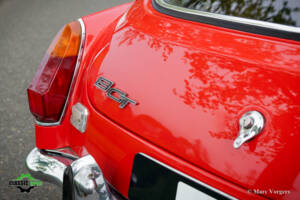 Bild 41/46 von MG MGB GT V8 (1975)
