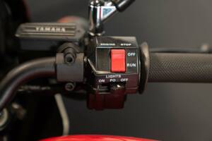 Image 21/41 de Yamaha DUMMY (1985)