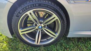 Image 34/63 de BMW M6 (2007)