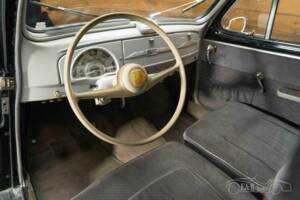 Immagine 11/19 di Peugeot 203 CL Familiare (1955)