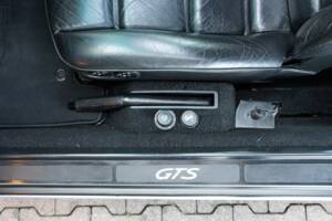 Image 38/50 of Porsche 928 GTS (1993)