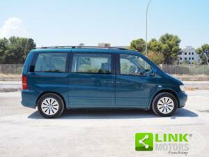 Bild 3/10 von Mercedes-Benz V 220 CDI (1999)