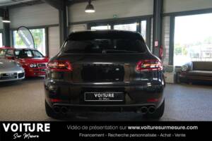 Image 9/29 de Porsche Macan Turbo (2017)