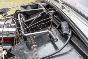 Afbeelding 21/29 van Aston Martin DB 2&#x2F;4 Mk II DHC (1956)