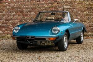 Image 26/50 of Alfa Romeo 2000 Spider Veloce (1981)
