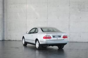 Bild 5/50 von Mercedes-Benz CLK 230 Kompressor (1999)