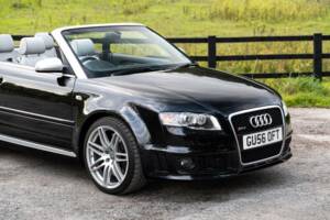 Bild 14/35 von Audi RS4 (2006)