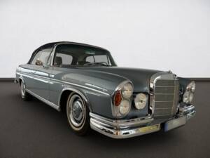 Bild 2/7 von Mercedes-Benz 300 SE (1966)