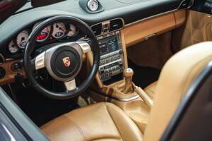 Image 47/48 of Porsche 911 Carrera 4S (2007)