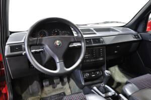 Imagen 18/30 de Alfa Romeo 155  2.0 Q4 4x4 (1992)