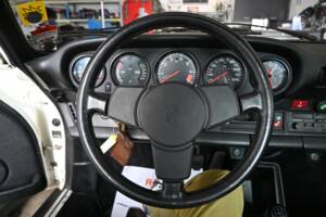 Image 3/11 de Porsche 911 SC 3.0 (1979)