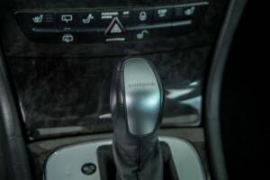 Bild 33/50 von Mercedes-Benz E 200 Kompressor T (2003)