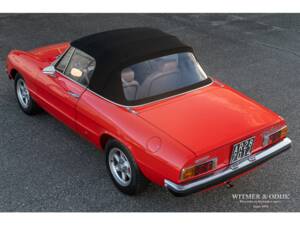 Immagine 12/31 di Alfa Romeo 1600 Spider (1974)