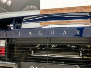 Immagine 43/46 di Jaguar XJ 220 (1993)