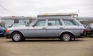 Bild 2/50 von Mercedes-Benz 280 TE (1983)