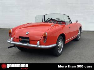 Image 8/15 of Alfa Romeo Giulietta Spider (1961)