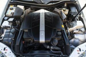 Image 43/50 de Mercedes-Benz SLK 320 (2001)