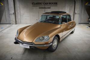 Image 25/99 of Citroën DS 23 Injection (1973)