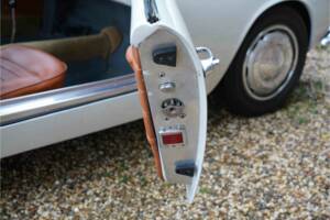 Image 37/50 of Lancia Flaminia GT 2.5 3C Touring (1964)