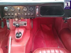 Bild 26/54 von Jaguar E-Type 4.2 (1967)