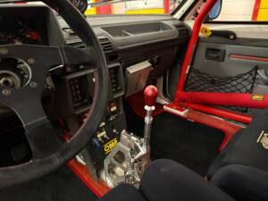 Image 8/18 of Peugeot 205 GTi 1.6 (1985)
