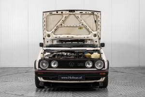 Image 41/50 de Volkswagen Golf Mk II GTi 1.8 (1987)