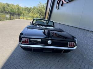 Image 6/47 de Ford Mustang 390 GTA (1966)