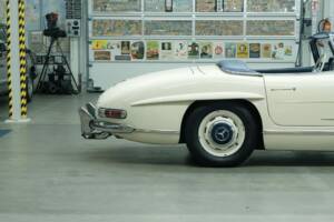 Bild 24/50 von Mercedes-Benz 300 SL Roadster (1959)