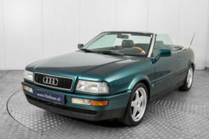 Image 18/50 of Audi Cabriolet 2.3 E (1992)