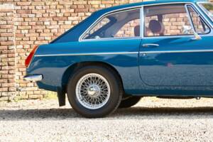 Immagine 40/50 di MG MGB GT (1971)