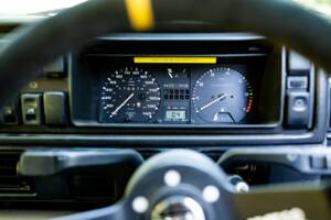 Bild 37/50 von Volkswagen Golf II GTi 1.8 (1991)