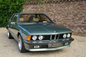 Bild 16/50 von BMW M 635 CSi (1986)
