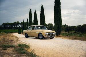 Image 1/18 of Alfa Romeo Giulia 1300 Super (1971)