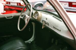 Image 25/32 of SEAT 600 D (1968)