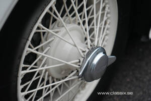 Immagine 16/29 di Jaguar XK 120 SE FHC (1954)