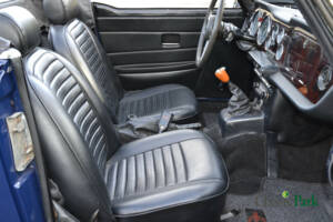 Image 29/50 of Triumph TR 6 (1975)