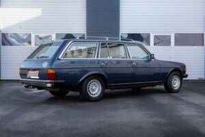 Bild 2/36 von Mercedes-Benz 280 TE (1981)