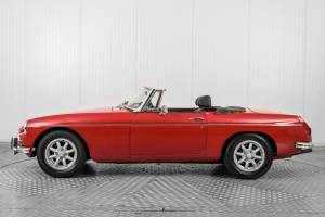 Afbeelding 11/50 van MG MGB (1973)