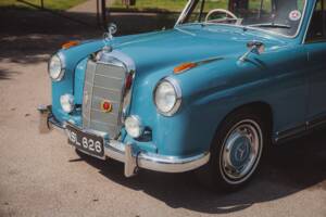 Image 18/50 of Mercedes-Benz 220 a (1956)