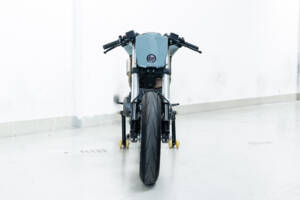 Image 2/28 of Ducati DUMMY (2002)