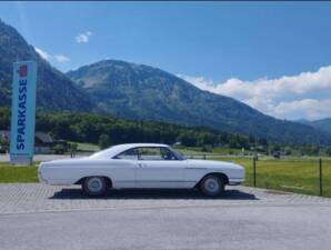 Image 2/23 of Buick Le Sabre Coupe (1966)