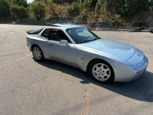 Image 5/98 of Porsche 944 Turbo S (1988)