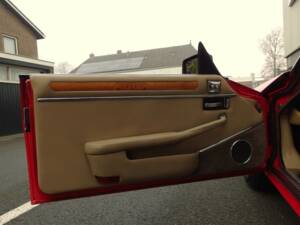 Image 40/99 de Jaguar XJS 5.3 V12 (1990)