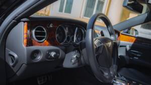 Immagine 17/68 di Bentley Flying Spur V8 S (2017)
