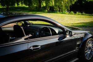 Bild 36/44 von Mercedes-Benz CLK 63 AMG Black Series (2009)