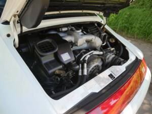 Image 25/42 of Porsche 911 Carrera (1900)