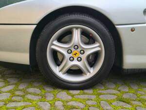 Image 24/50 of Ferrari 456 GT (1994)