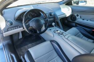 Image 3/50 de Lamborghini Murciélago (2003)