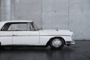 Afbeelding 11/50 van Mercedes-Benz 300 SE (1963)