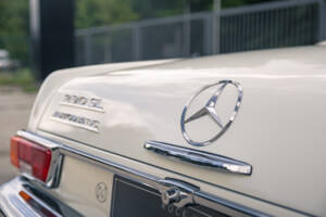 Image 26/60 de Mercedes-Benz 230 SL (1967)